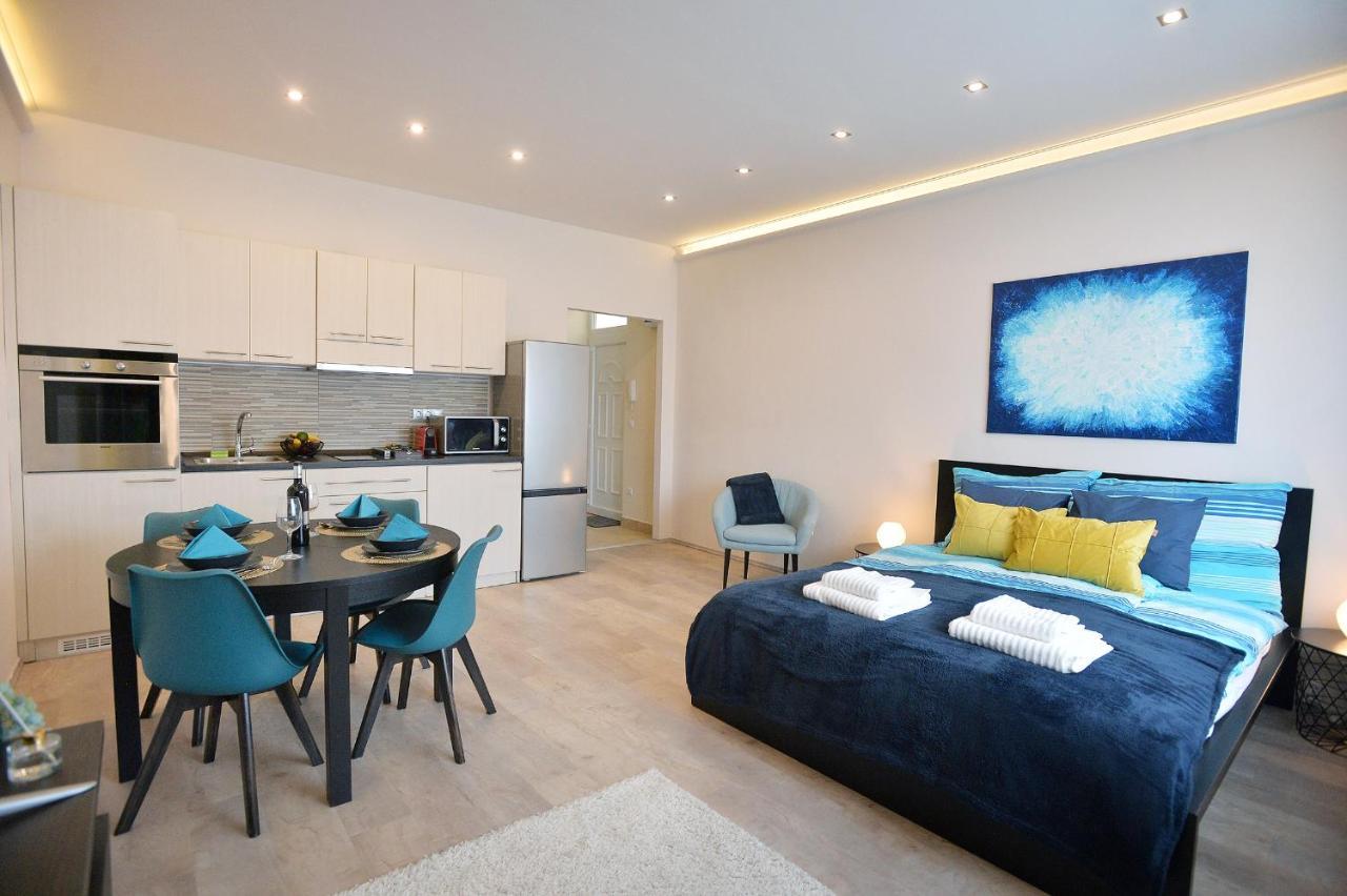 Netta Apartman Eger Exteriör bild